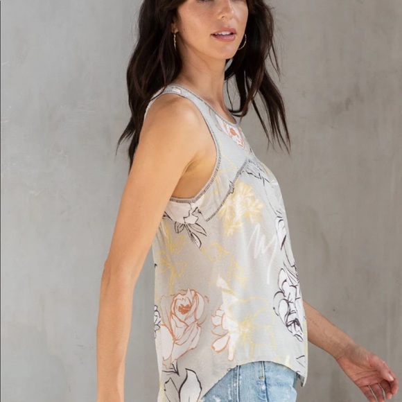 Love Stitch Secret Garden Floral Boho Top. Size: Med - Picture 2 of 6